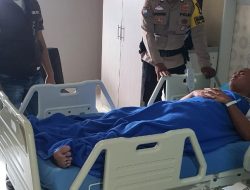 Bhabinkamtibmas Jatibening Sigap Bantu Warga Diduga ODGJ ke Rumah Sakit