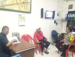 Kunjungan Bhabinkamtibmas Johar Baru ke Pos Sekretariat RW 07 untuk Cooling System Kamtibmas dengan Pengurus RW