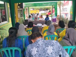 Bhabinkamtibmas Kelurahan Gunung Sahari Selatan Melaksanakan Dan Memonitoring Kegiatan Jumat Keliling