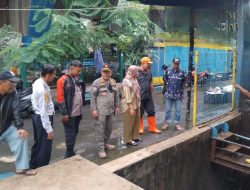 Bhabinkamtibmas Pegangsaan Pengecekan Pompa Air Jalan Penataran