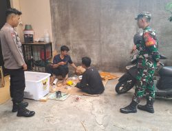 Patroli Siang Hari Bhabinkamtibmas Dan Babinsa Di Tempat Tempat Usaha Warga