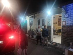 Polsek Metro Gambir Sambangi Pos Kamling RW 12 Kelurahan Duri Pulo