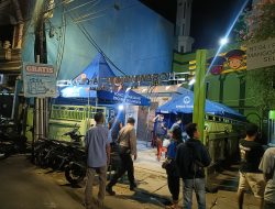 Polri Peduli Kemanusian Lakukan Sambang Malam Hari Di Posko Kebakaran