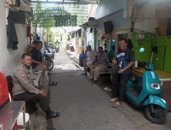 Jelang Ramadhan Bhabinkamtibmas Karang Anyar Sambangi Rumah Tokoh Masyarakat