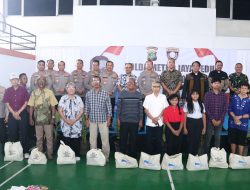 Polda Metro Jaya Gelar Panggung Rohani dan Baksos di Kampung Ambon, Bagikan Ratusan Paket Sembako