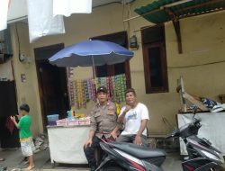 Sambang Warga dan Patroli Dialogis, Bhabinkamtibmas Galur Ajak Pengurus Wilayah Waspada Keamanan di Bulan Ramadhan