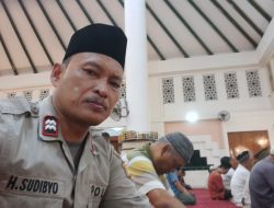 Polsek Kemayoran Gelar Subuh Keliling di Kebon Kosong, Situasi Aman dan Kondusif