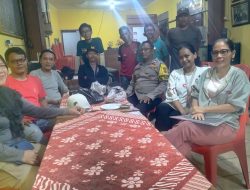 Sambang Pos RW, Bhabinkamtibmas Johar Baru Mengajak Warga dan Perangkat RW 09 Ciptakan Keamanan di Bulan Suci Ramadhan