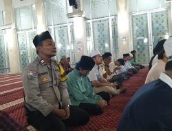 Bhabinkamtibmas Cideng Gelar Sholat Subuh Keliling di Masjid Al-Amanah