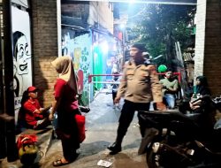 Cegah Tawuran Polsek Sawah Besar Bubarkan Remaja yang Bermain Bola di Pemukiman Jepang Sahur