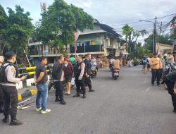 Polsek Metro Menteng Bersama Patroli Presisi Polres Metro Jakarta Pusat Membubarkan Aksi Tawuran Di Jembatan Kwitang Kalipasir