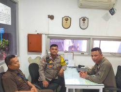 Perkuat Keamanan Lingkungan, Bhabinkamtibmas Kelurahan Kramat Jalin Silaturahmi dan Koordinasi dengan Satpam Kantor Astragraphia