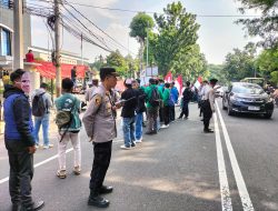 Demokrasi Terjaga Dengan Pelayanan Polri Dalam Aksi Unjuk Rasa Gabungan Mahasiswa Di Kemenkeu RI