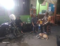 Bhabinkamtibmas Kelurahan Gambir Sambangi Pos Kamling RW 04, Perkuat Sinergitas Jaga Kamtibmas di Wilayah