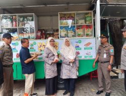Aktif di Tengah Warga, Bhabinkamtibmas Galur Pantau Pasar Murah Food Station