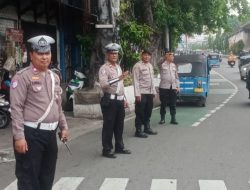 Polisi Amankan Rute Garuda di TL Galur Letjend Soeprapto, Jakarta Pusat