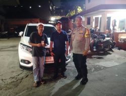 Dekatkan Diri dengan Warga, Polisi Sambangi Pos Kamling di Mangga Dua Selatan Dini Hari
