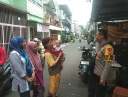 Sambang Humanis, Bripka Tangguh Ajak Kader Posyandu Galur Bersama Jaga Lingkungan Aman