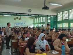 Polsek Cempaka Putih Beri Penyuluhan Disiplin dan Bahaya Tawuran pada MPLS SMA Taman Madya 5 Jakarta
