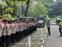 Polri Standbykan Pengamanan Aksi Unjuk Rasa Di Kementerian Kehutanan RI
