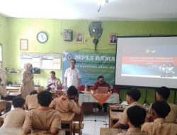 Cegah Dini Kenakalan Remaja, Kanit Reskrim Bersama Unit Binmas Kampanyekan Anti Narkoba dan Tawuran di SMK Kampung Jawa