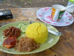 Kedai Juriah, Sedia Nasi Kuning Hingga Ayam Geprek: Meski Baru Buka Sudah Banyak Pelanggan