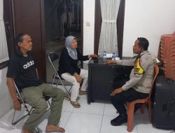 Bhabinkamtibmas Sambangi Tokoh Masyarakat Pasar Baru, Sampaikan Pesan Kamtibmas