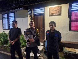 Bhabinkamtibmas Sambangi Pos Kamling, Perkuat Keamanan Pagi Hari di RW 04 Pegangsaan