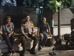 Bhabinkamtibmas Cikini Sapa Satkamling, Teguhkan Kewaspadaan Jelang Pagi
