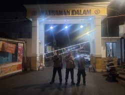 Bhabinkamtibmas Pegangsaan Perkuat Satkamling RW 08, Antisipasi Kejahatan Jelang Pagi