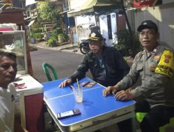 Bhabinkamtibmas Galur Sambangi Pos Kamling, Ajak Warga Waspada Kejahatan Lingkungan