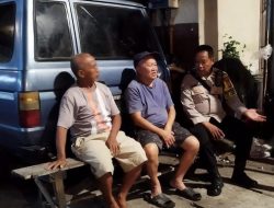 Polisi Sambangi Warga Pasar Baru di Tengah Malam, Sampaikan Pesan Kamtibmas