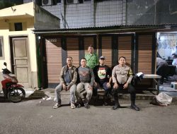 Bhabinkamtibmas Sambangi Poskamling RW 01 Gunung Sahari Utara, Warga Diberi Himbauan Kamtibmas