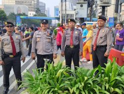 Amankan CFD Sarinah, Kapolsubsektor Imbau Warga Jaga Barang dan Anak-anak