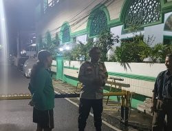 Jelang Dini Hari, Polisi Sambangi Poskamling di Kemayoran Beri Imbauan Keamanan