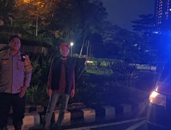 Jelang Subuh, Polisi dan Pokdarkamtibmas Sisir Bunderan Springhill Cegah Kejahatan Jalanan