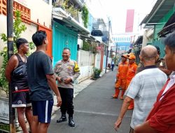 Bhabinkamtibmas Duri Pulo Sambangi Ketua RT dan Warga, Perkuat Sinergi Jaga Kamtibmas