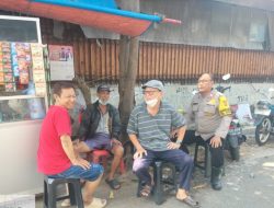 Patroli Dialogis dan Cooling System, Bhabinkamtibmas Sambangi Warga RW 10 Johar Baru
