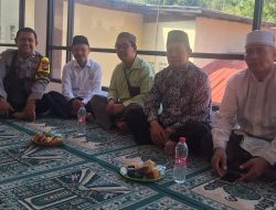 Tebar Kepedulian di Tahun Baru Islam, Polisi Hadiri Santunan Yatim di Masjid Al Musyaroffah