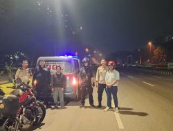 Patroli Menjelang Subuh, Polsek Kemayoran Sisir Jalanan Cegah 3C dan Tawuran Warga