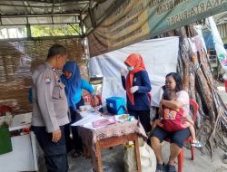 Polri Peduli Kesehatan Warga di RW 06 Mangga Dua Selatan