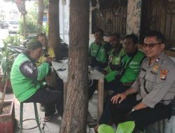 Kapolsubsektor Kayu Awet Sambangi Pemukiman, Sampaikan Imbauan Kamtibmas kepada Komunitas Ojol