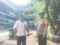 Cegah Tawuran Pelajar, Bhabinkamtibmas Sambangi SMK Negeri 31 Jakarta