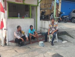 Patroli dan Sambang Dialogis Bhabinkamtibmas di Pasar Baru