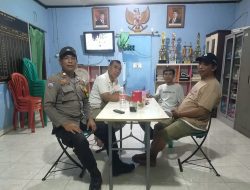 Jaga Keamanan Lingkungan, Bhabinkamtibmas Galur Sambangi Pos Kamling RW 05