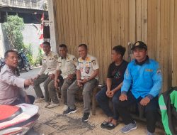 Patroli Gabungan di Pasar Baru, Polisi dan Satpol PP Ingatkan Warga Tertib Trotoar