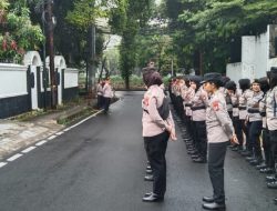 Polsek Metro Menteng Kawal Ketat Aksi Unras FPI dan BH Master Indonesia di Kantor Komnas HAM