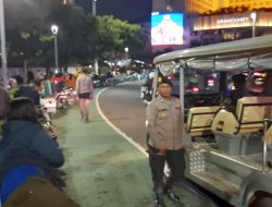 Patroli Cipkon Menteng Pantau Bundaran HI, Imbau Warga Pulang di Larut Malam