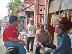 Bhabinkamtibmas Kelurahan Kampung Rawa Patroli dan Sambang Warga, Ajak Jaga Kamtibmas Menjelang HUT RI ke-80