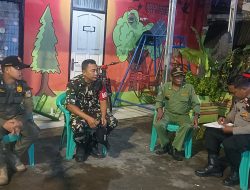 Sambang Malam di Kebon Kosong, Polisi Titip Pesan Kamtibmas ke Petugas Satkamling